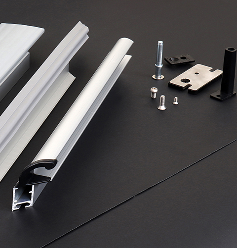 Materiale auxiliare usi, ferestre si perete cortina din aluminiu
